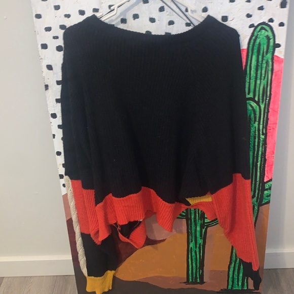 Lightweight Cropped Multi-Color, Pattern Sweater - Picture 2 of 2